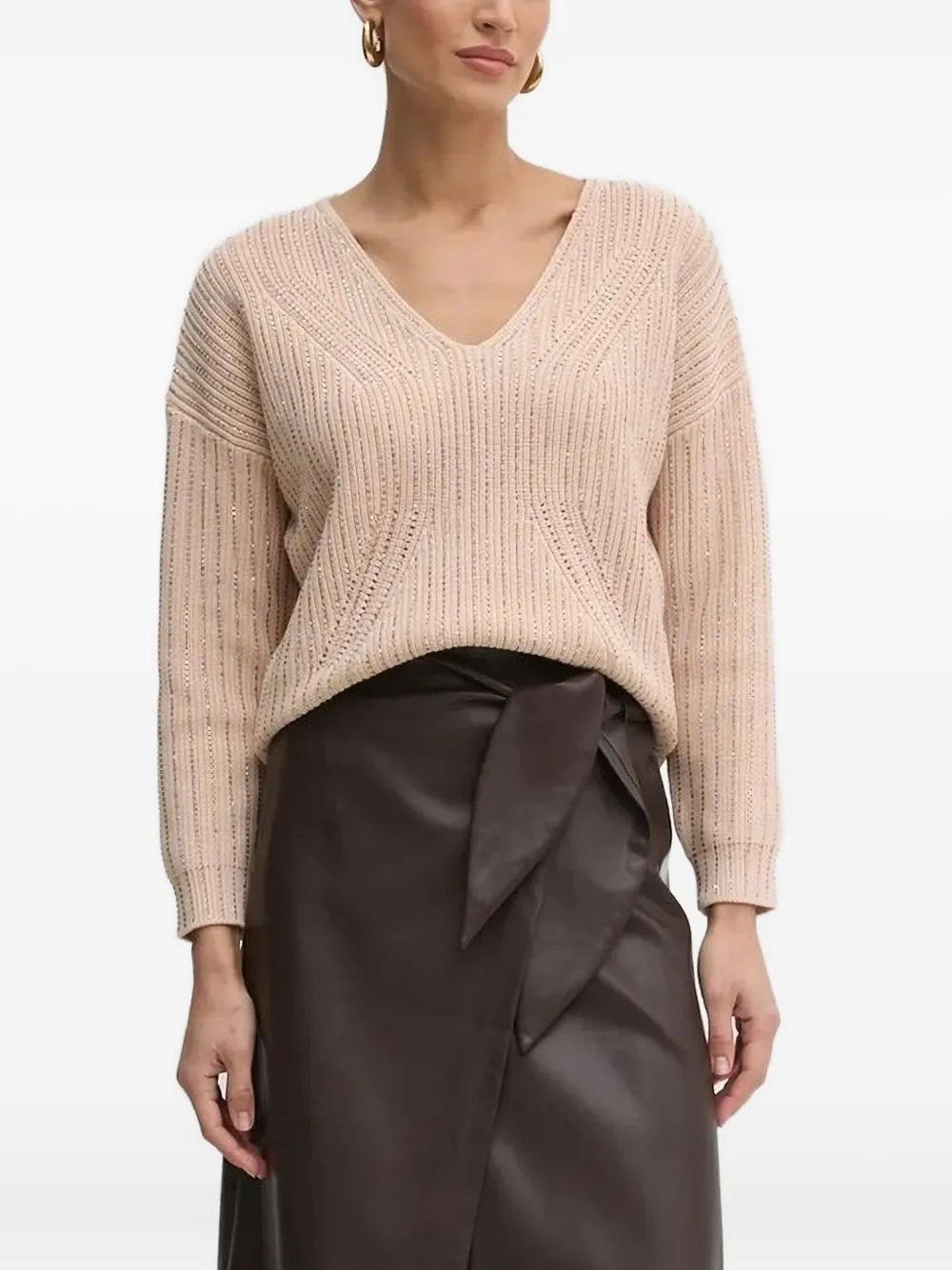 Свитер с V-образным вырезом, украшенный кристаллами GUESS USA, нейтральный
Свитер с V-образным вырезом, украшенный кристаллами GUESS USA, нейтральный