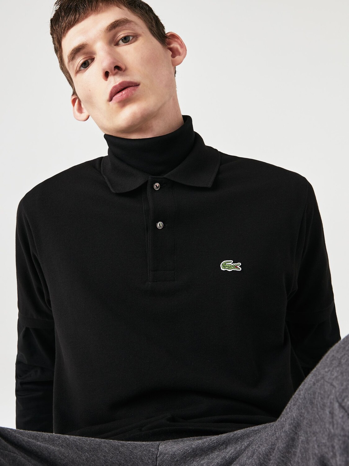 Lacoste L.12.12 Классическая рубашка-поло с короткими рукавами стандартного кроя, черная
Lacoste L.12.12 Классическая рубашка-поло с короткими рукавами стандартного кроя, черная