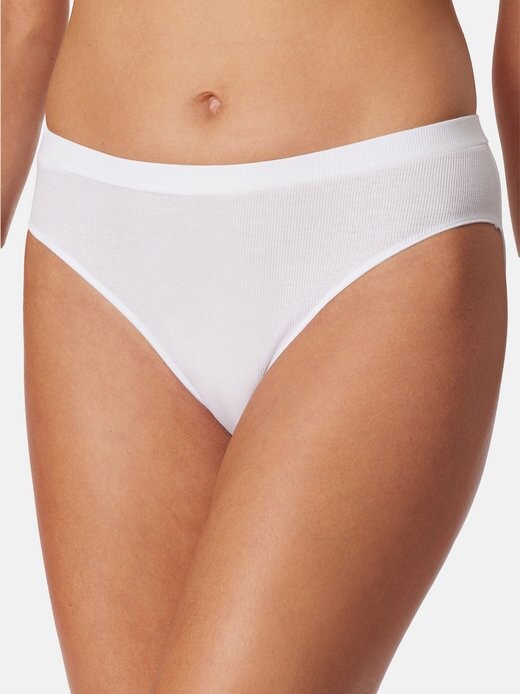 Комплект трусов rio (3 шт.) в рубчик Schiesser, белый
Комплект трусов rio (3 шт.) в рубчик Schiesser, белый