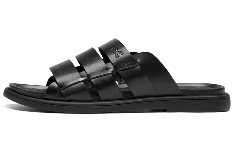 Roberta Di Camerino Тапочки-слайды мужские черные
Roberta Di Camerino Тапочки-слайды мужские черные