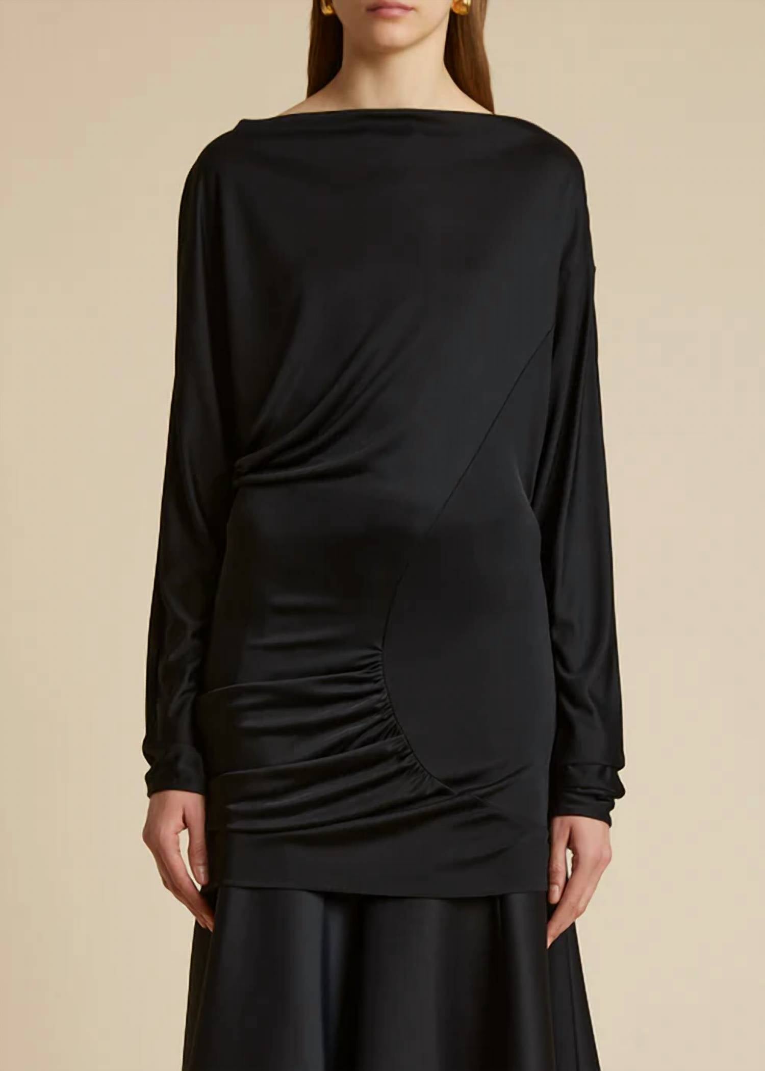 Топ Ciro черного цвета KHAITE
Топ Ciro черного цвета KHAITE