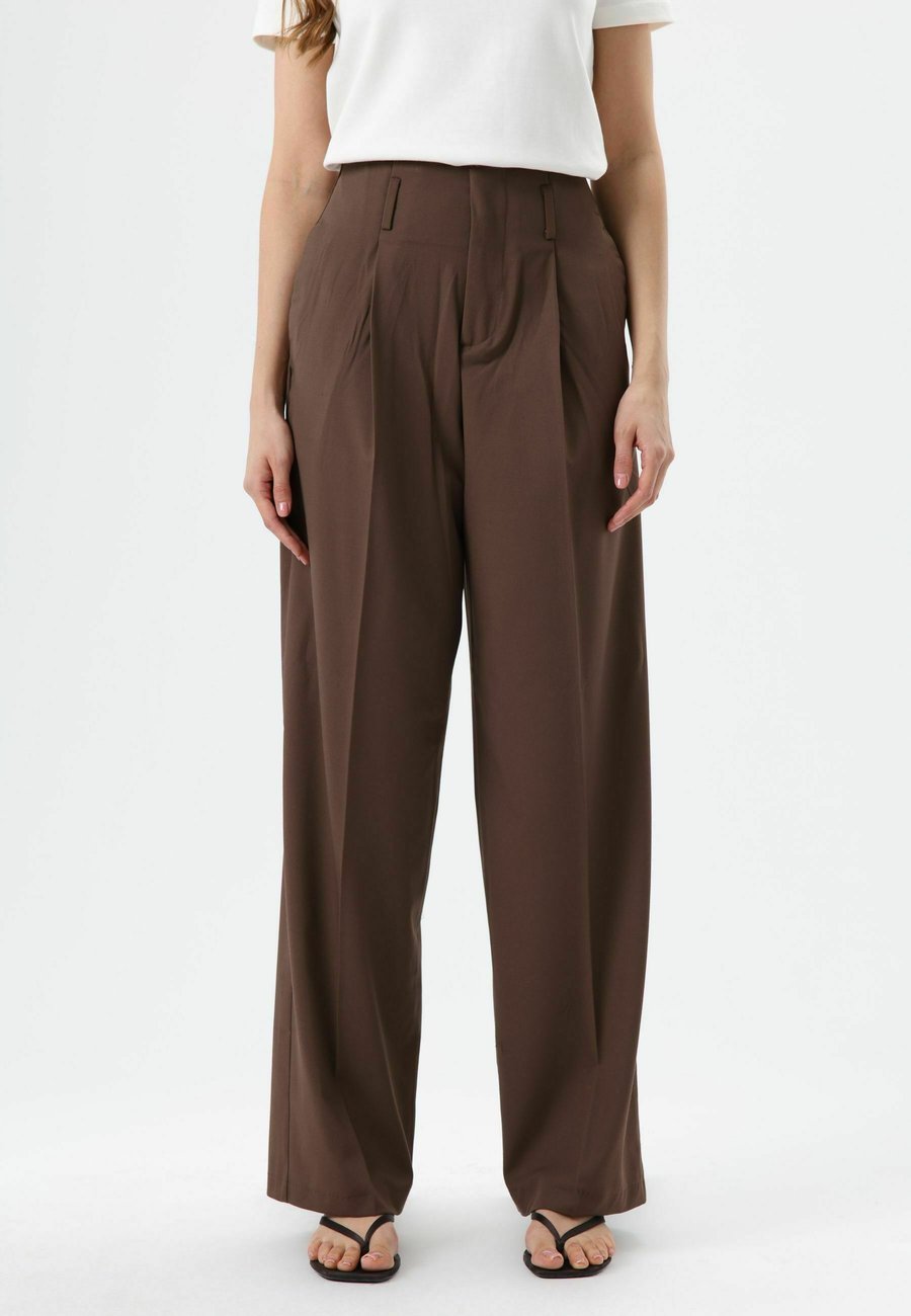 Брюки D.MoRo HIGH WAIST, Brown
Брюки D.MoRo HIGH WAIST, Brown