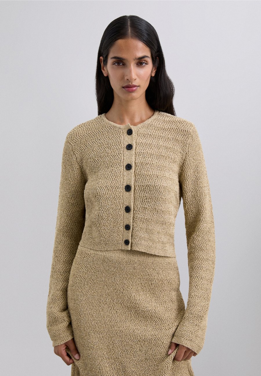 Кардиган Scalpers RUSTIC, Taupe
Кардиган Scalpers RUSTIC, Taupe