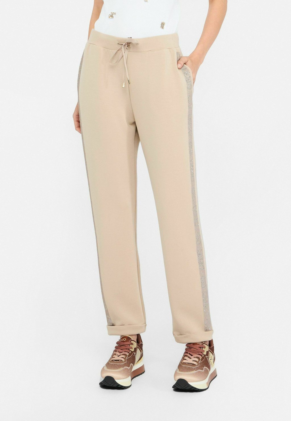 Спортивные штаны JOGGING BOTTOMS LIU JO, бежевый
Спортивные штаны JOGGING BOTTOMS LIU JO, бежевый