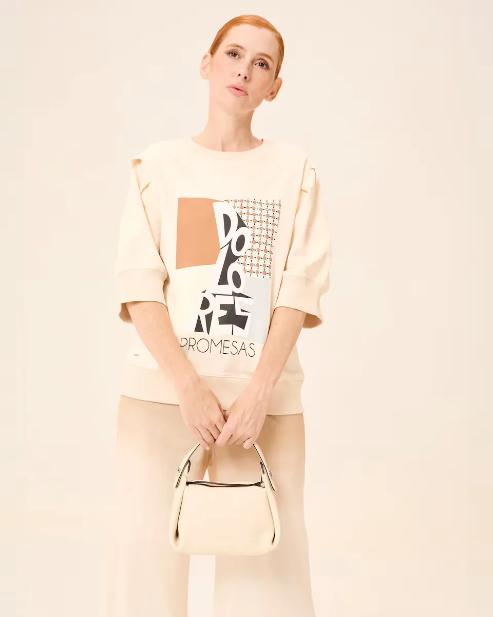 Женская толстовка Avril с принтом спереди и короткими буфонированными рукавами Dolores Promesas, бежевый
Женская толстовка Avril с принтом спереди и короткими буфонированными рукавами Dolores Promesas, бежевый