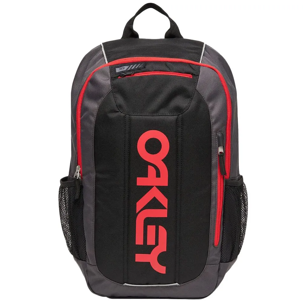 Рюкзак Oakley Enduro 3.0 backpack 20L, черный
Рюкзак Oakley Enduro 3.0 backpack 20L, черный