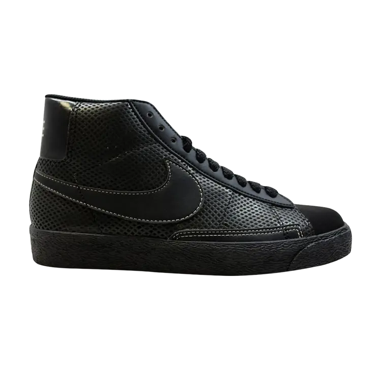 Кроссовки Nike Blazer High, черный
Кроссовки Nike Blazer High, черный