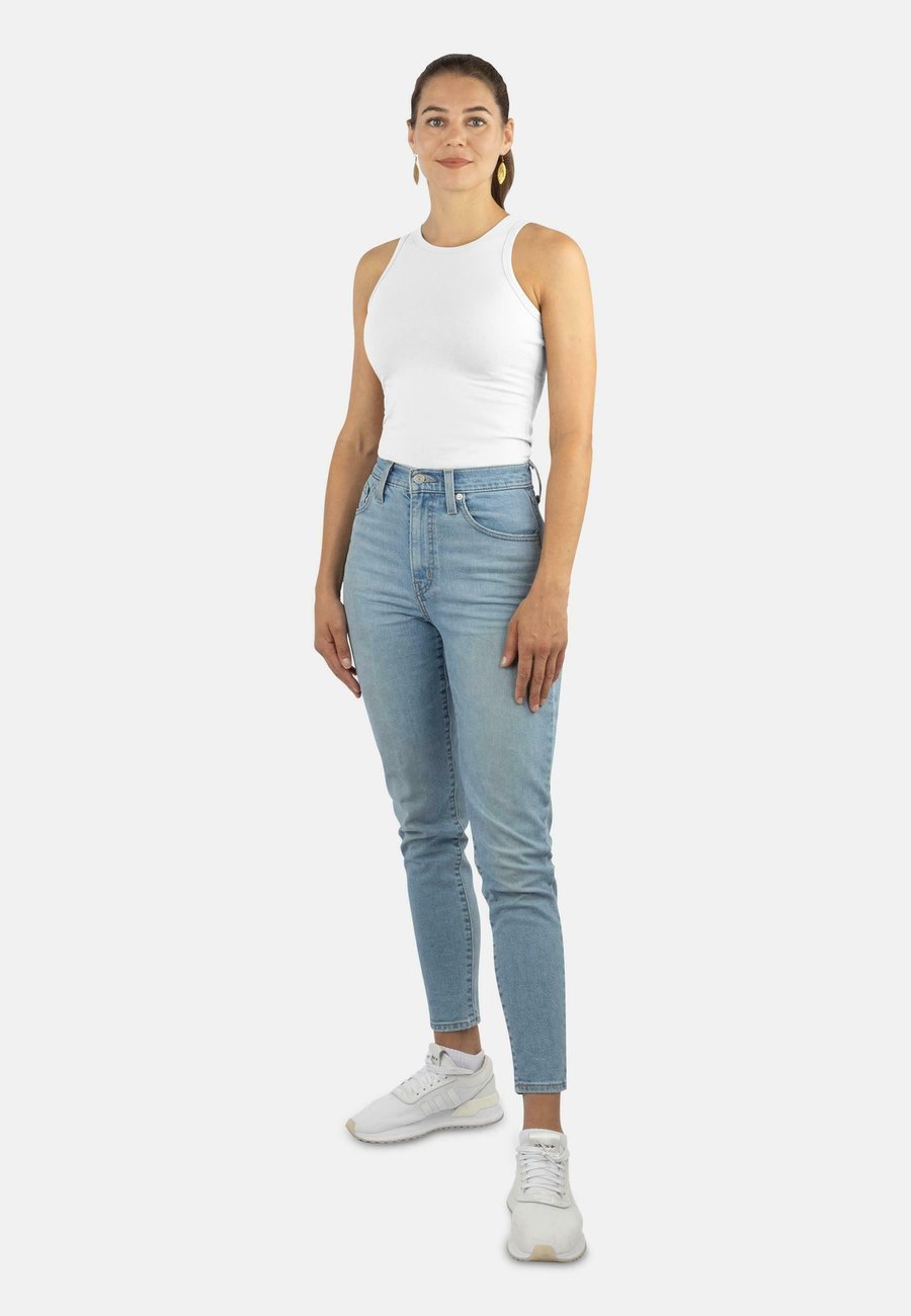 Топ Normani 2 PACK, Schwarz Weiß/Black
Топ Normani 2 PACK, Schwarz Weiß/Black