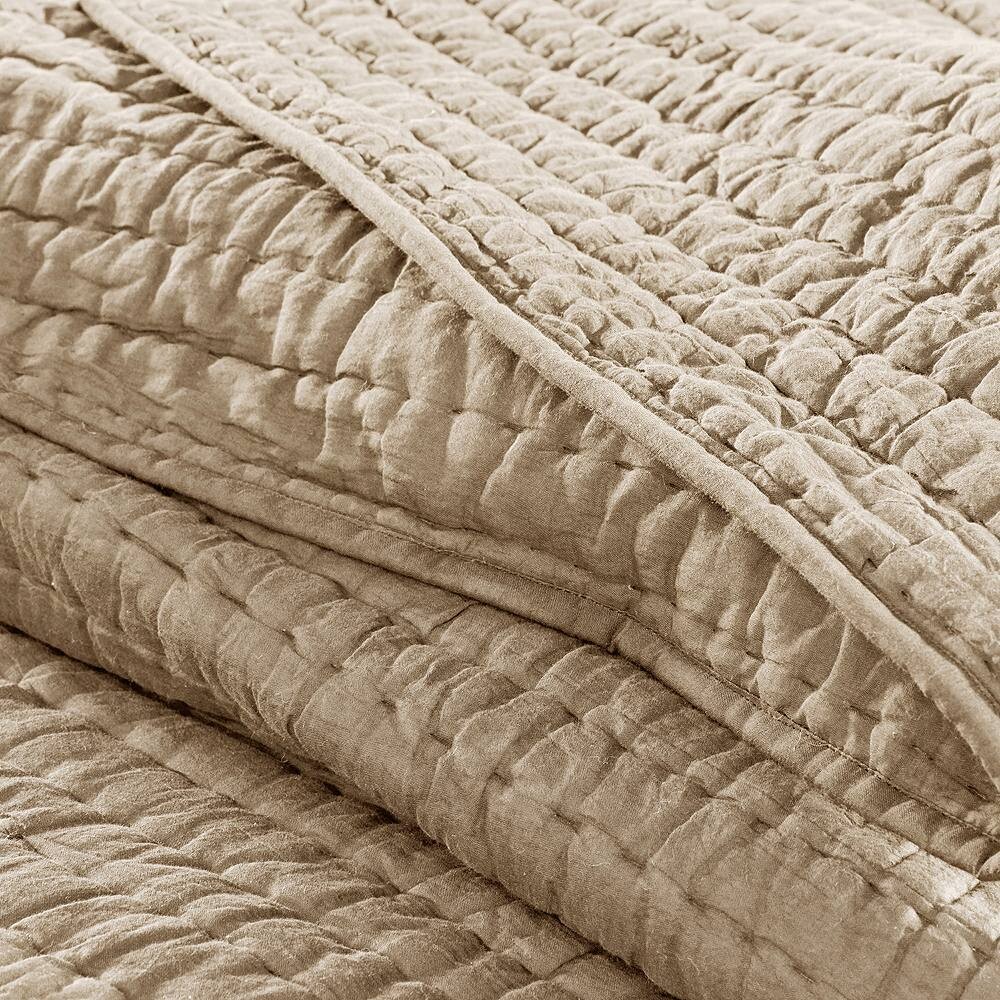 Комплект одеял из хлопка Madison Park Signature Serene из 3 предметов с накладками, синий
Комплект одеял из хлопка Madison Park Signature Serene из 3 предметов с накладками, синий