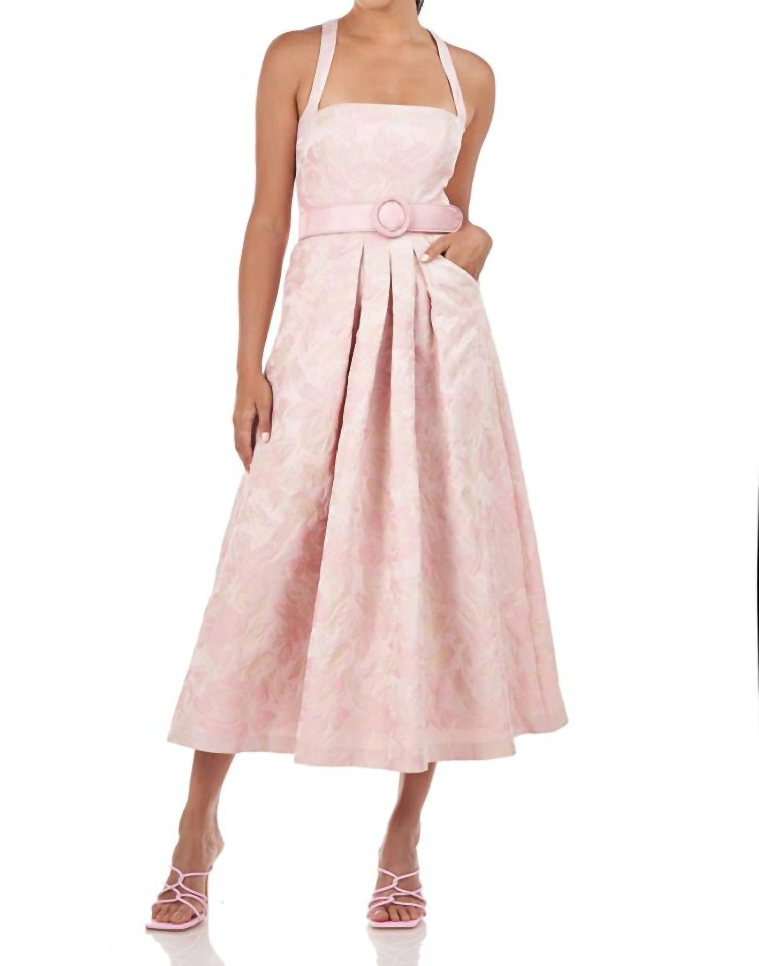 Платье Morgana длины чайного в розово-сиреневом цвете Kay Unger
Платье Morgana длины чайного в розово-сиреневом цвете Kay Unger