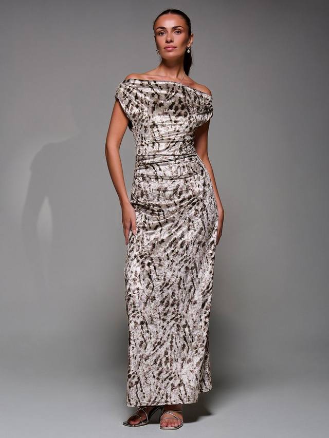 Платье из струящегося бархата Jolie Moi, Neutral
Платье из струящегося бархата Jolie Moi, Neutral