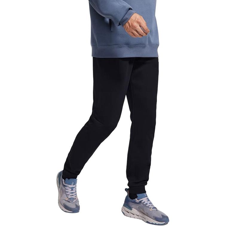 Тренировочные брюки LiNing Fitness Series черные
Тренировочные брюки LiNing Fitness Series черные