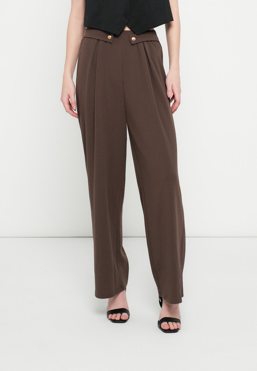 Брюки ONLY ONLSANIA BUTTON WIDE PANT, Chocolate Martini/Brown
Брюки ONLY ONLSANIA BUTTON WIDE PANT, Chocolate Martini/Brown