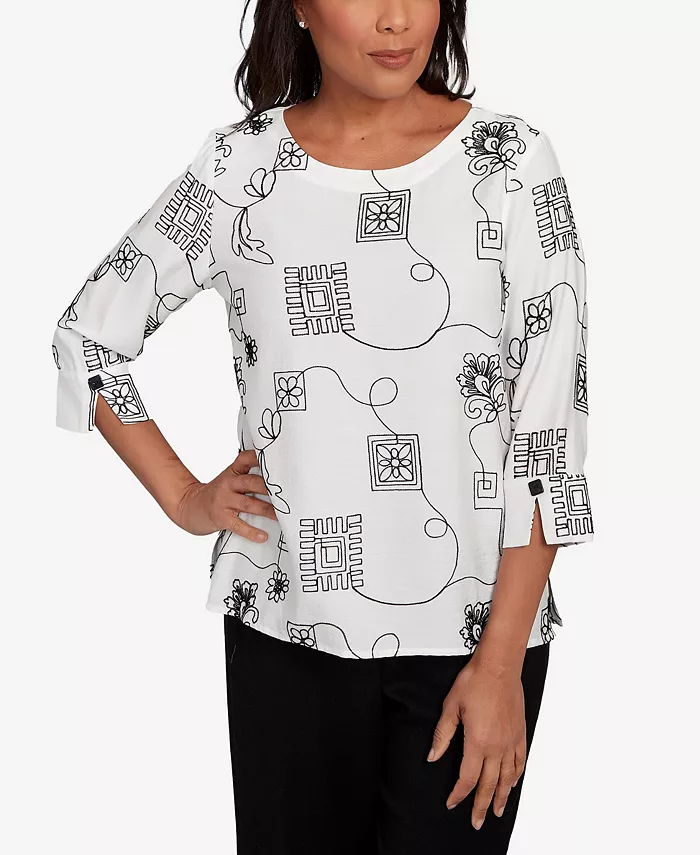 Женский топ Santa Barbara с геометрическим цветочным вышитым узором из галуна Alfred Dunner, слоновая кость/кремовый
Женский топ Santa Barbara с геометрическим цветочным вышитым узором из галуна Alfred Dunner, слоновая кость/кремовый