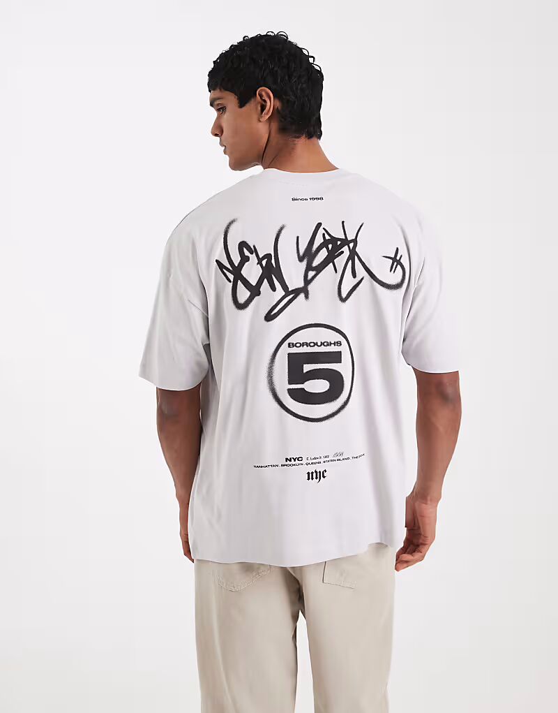 Свободная футболка со спущенным плечом и объемным принтом в уличном стиле серого цвета Asos Design, Серый, Свободная футболка со спущенным плечом и объемным принтом в уличном стиле серого цвета Asos Design
Свободная футболка со спущенным плечом и объемным принтом в уличном стиле серого цвета Asos Design, Серый, Свободная футболка со спущенным плечом и объемным принтом в уличном стиле серого цвета Asos Design