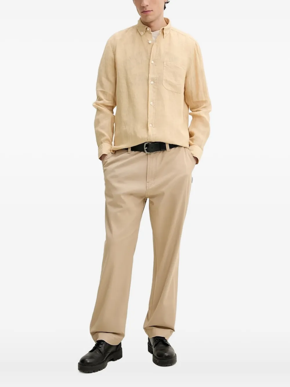 Льняная рубашка с длинными рукавами HUGO, нейтральный
Льняная рубашка с длинными рукавами HUGO, нейтральный