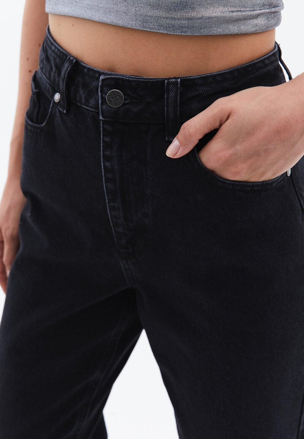 Зауженные джинсы MIT ULTRA HOHER TAILLENFORM OXXO, черный деним
Зауженные джинсы MIT ULTRA HOHER TAILLENFORM OXXO, черный деним