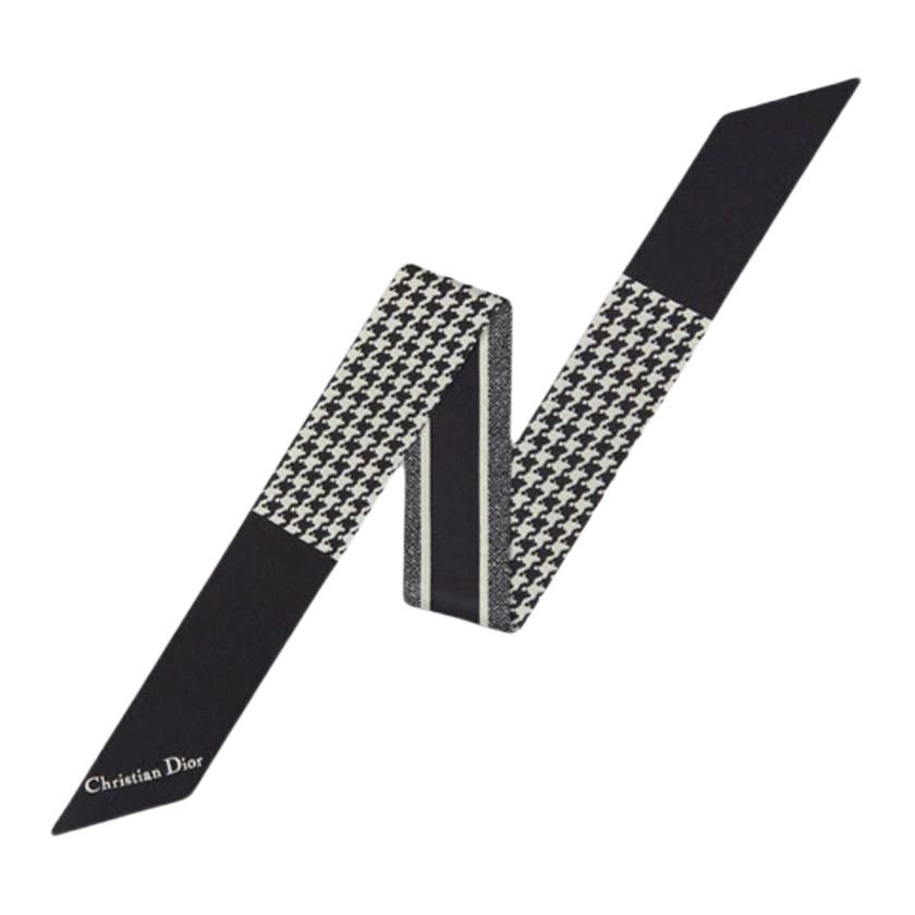 Шарф из шелка 30 Montaigne для женщин DIOR
Шарф из шелка 30 Montaigne для женщин DIOR