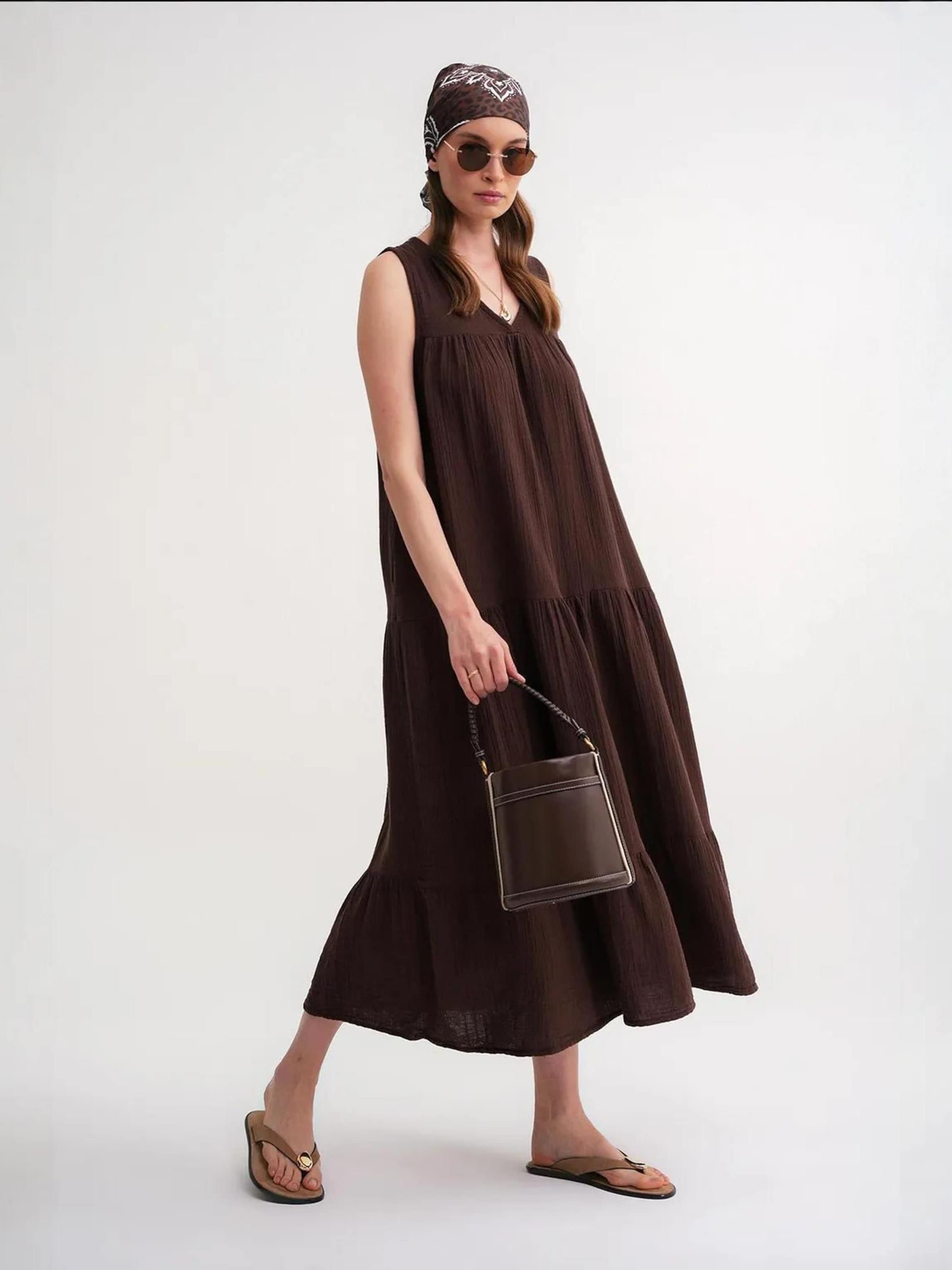 MixRay Платье в темно-коричневом цвете
MixRay Платье в темно-коричневом цвете