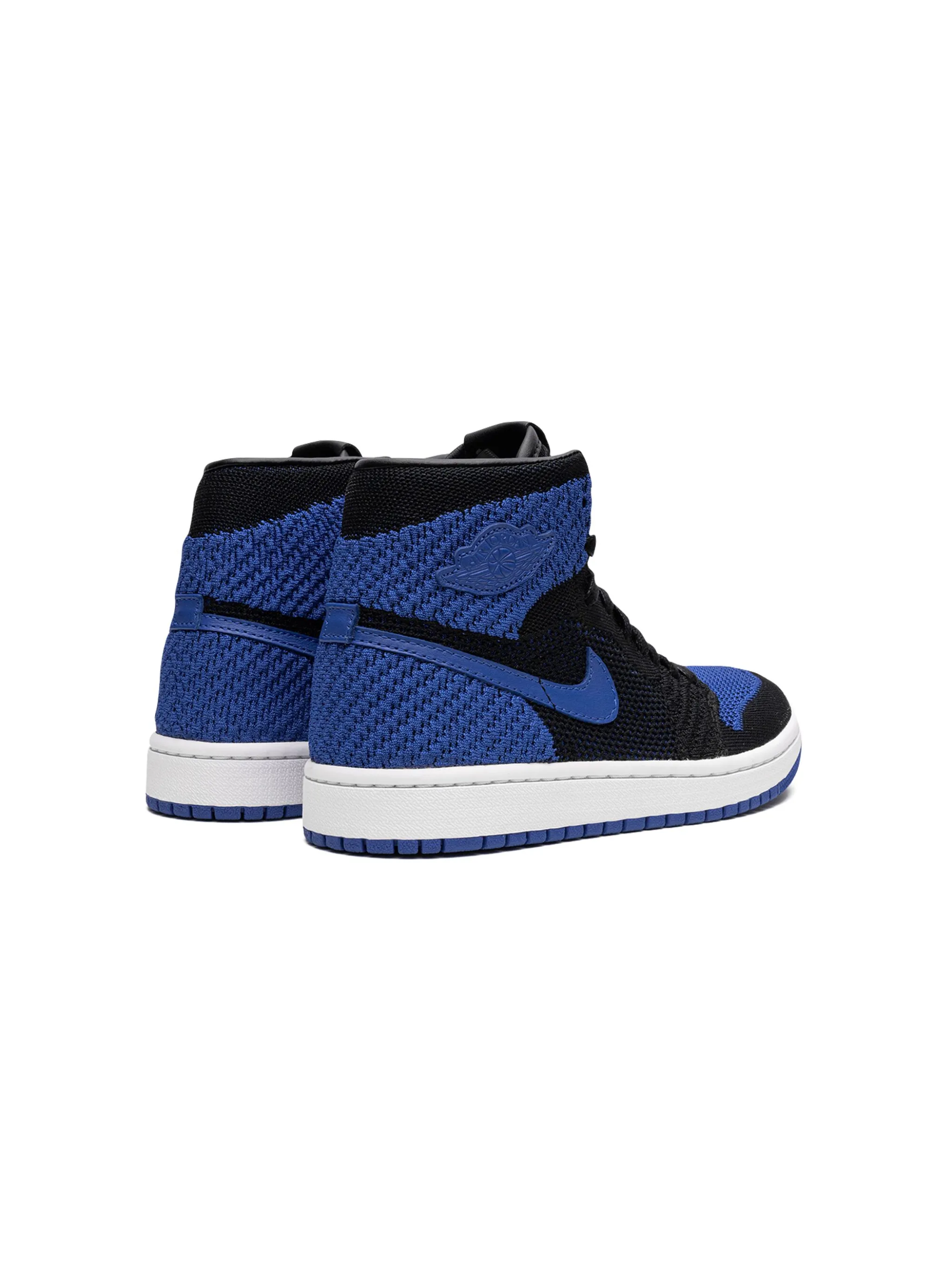Кроссовки Air Jordan 1 Ret Hi Flyknit BG Jordan Kids, черный
Кроссовки Air Jordan 1 Ret Hi Flyknit BG Jordan Kids, черный