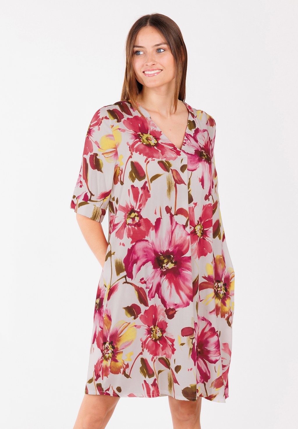 Повседневное платье YARD V-NECK Key Largo, розовый
Повседневное платье YARD V-NECK Key Largo, розовый