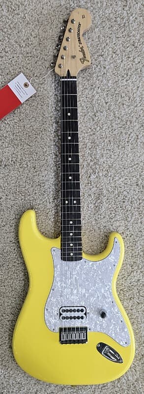 Электрогитара Fender Tom DeLonge Stratocaster, Rosewood Fretboard, Graffiti Yellow 7lbs 9.70oz
Электрогитара Fender Tom DeLonge Stratocaster, Rosewood Fretboard, Graffiti Yellow 7lbs 9.70oz