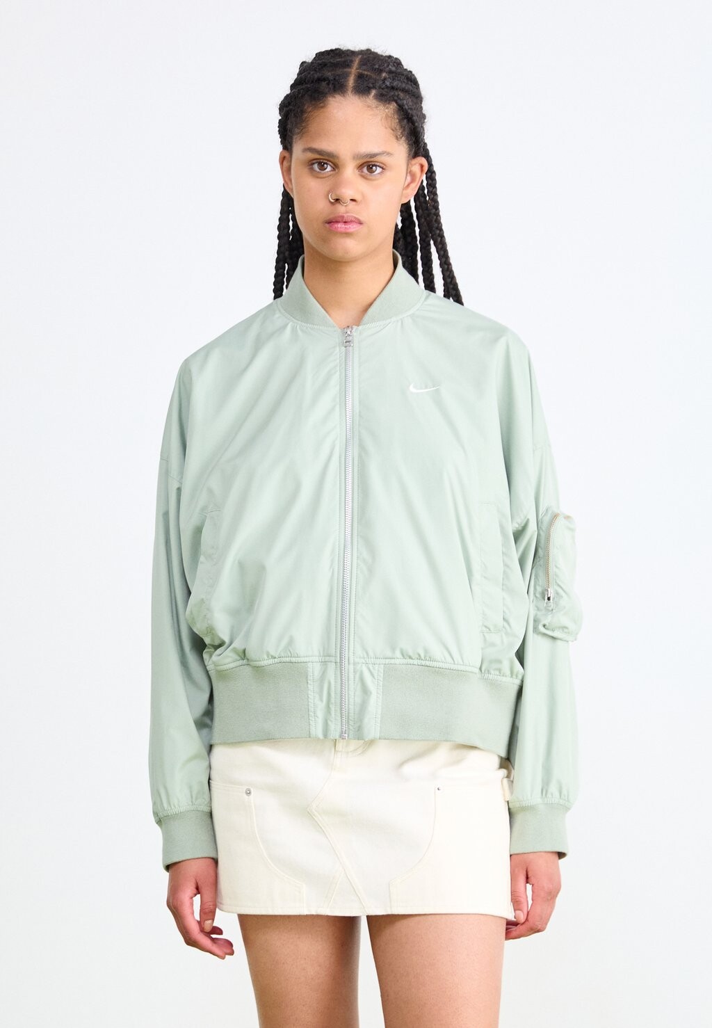 Куртка-бомбер Nike, зеленый
Куртка-бомбер Nike, зеленый