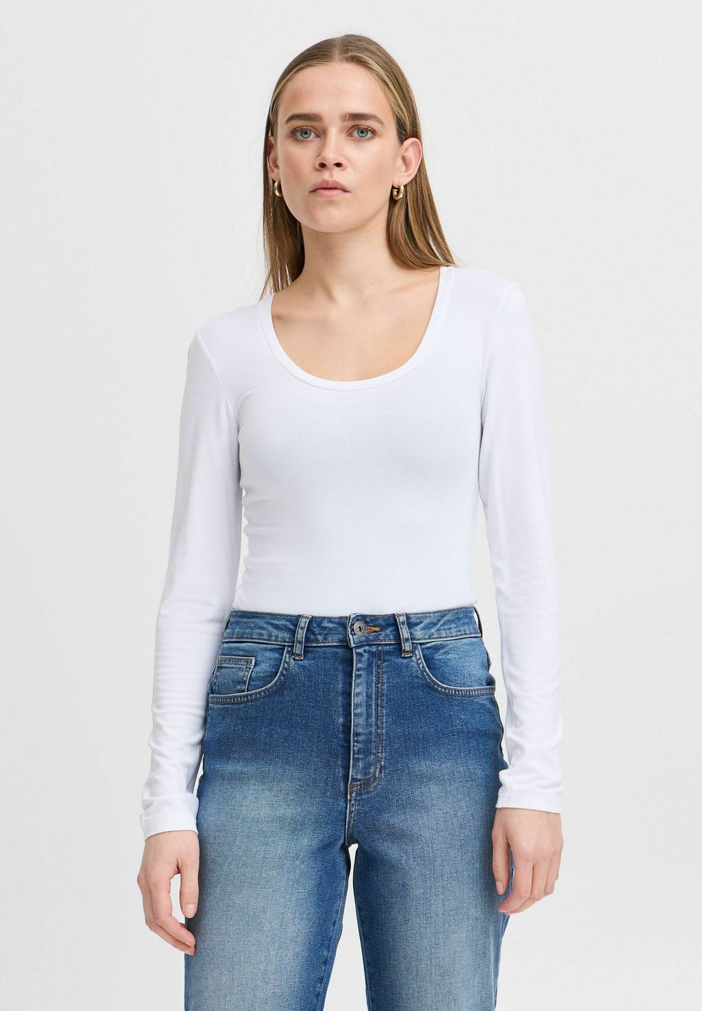 Топ с длинными рукавами IHZOLA PLAIN ICHI, белый
Топ с длинными рукавами IHZOLA PLAIN ICHI, белый