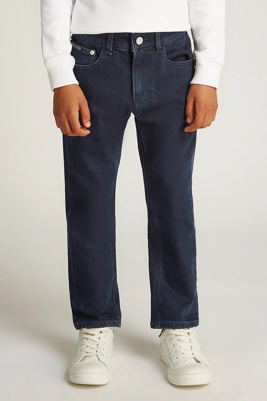 Детские джинсы DAD CF Calvin Klein Jeans, черный
Детские джинсы DAD CF Calvin Klein Jeans, черный