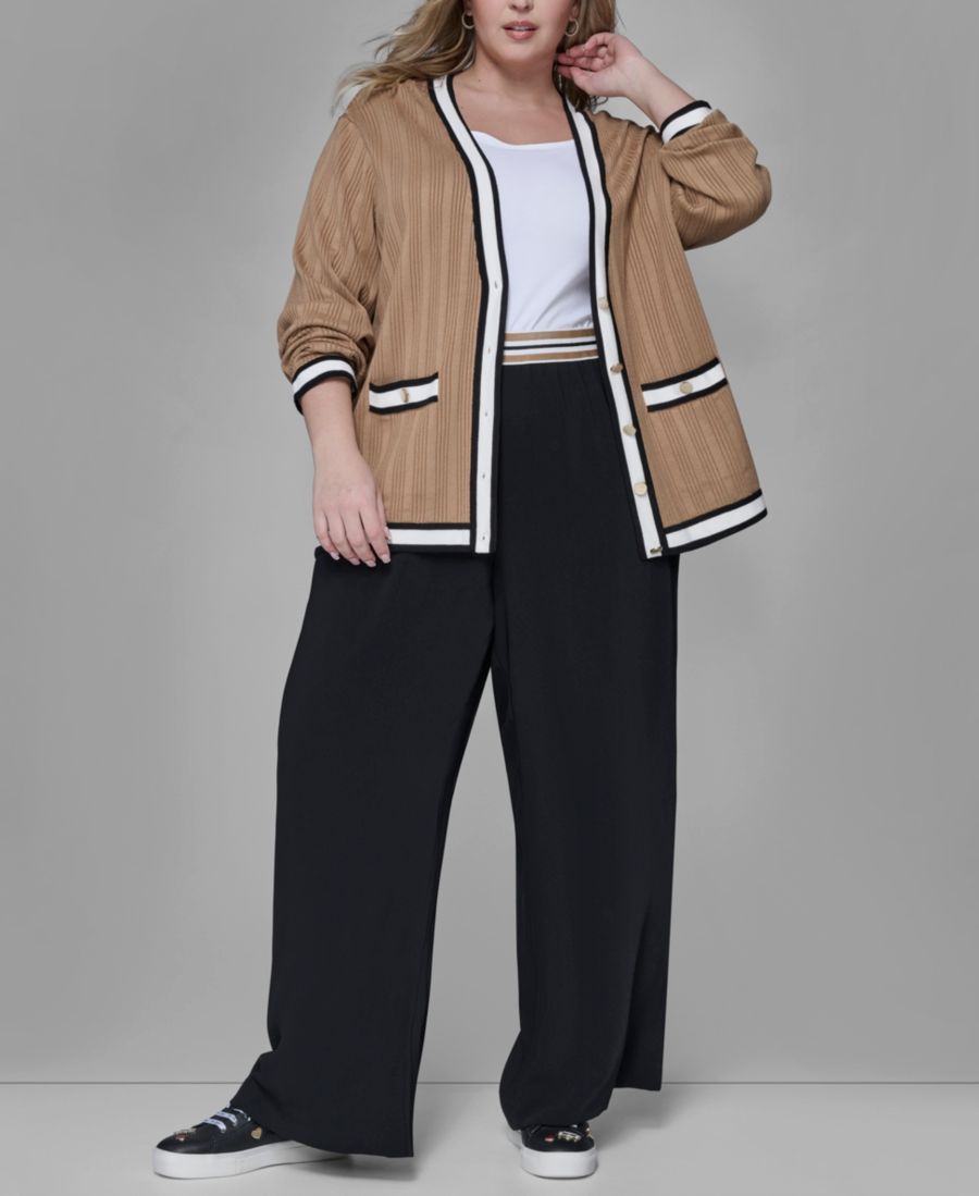 Женский кардиган больших размеров с V-образным вырезом и застежкой на пуговицы спереди KARL LAGERFELD PARIS, Cartouche
Женский кардиган больших размеров с V-образным вырезом и застежкой на пуговицы спереди KARL LAGERFELD PARIS, Cartouche