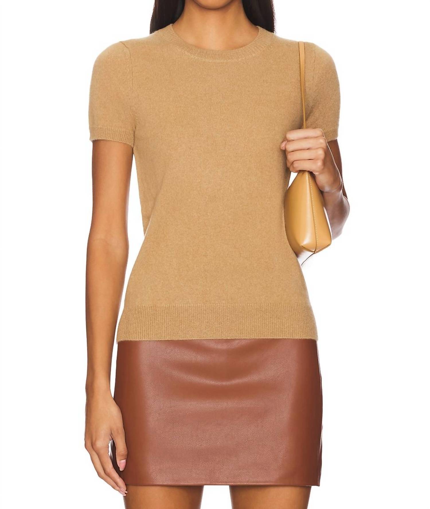 Кашемировый топ с короткими рукавами бежевого цвета Enza Costa
Кашемировый топ с короткими рукавами бежевого цвета Enza Costa