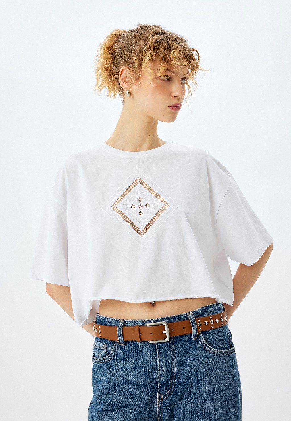 Футболка с принтом EMBROIDERED CROP Koton, бежевый
Футболка с принтом EMBROIDERED CROP Koton, бежевый