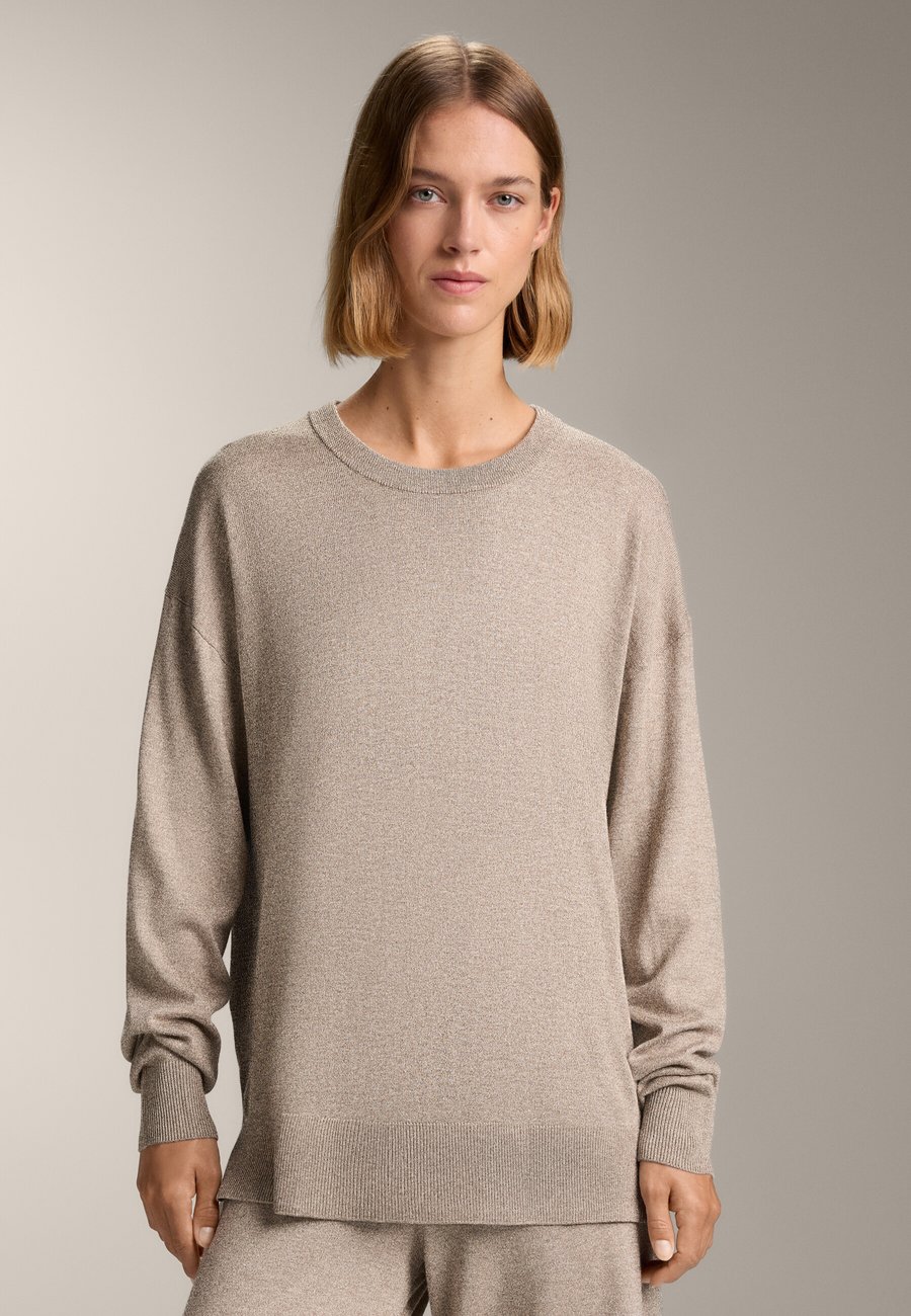 Джемпер OYSHO ROUND NECK KNIT 10% CASHMERE, Beige
Джемпер OYSHO ROUND NECK KNIT 10% CASHMERE, Beige