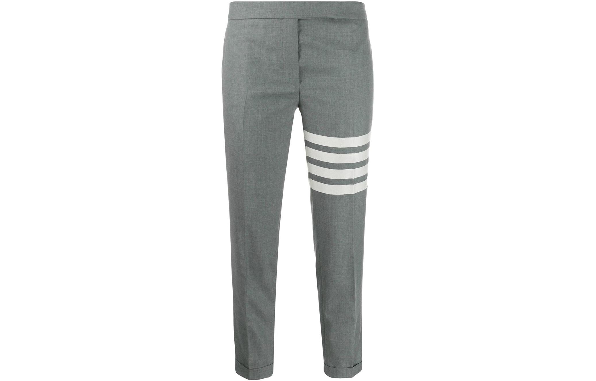 Серые укороченные брюки с завышенной талией THOM BROWNE
Серые укороченные брюки с завышенной талией THOM BROWNE