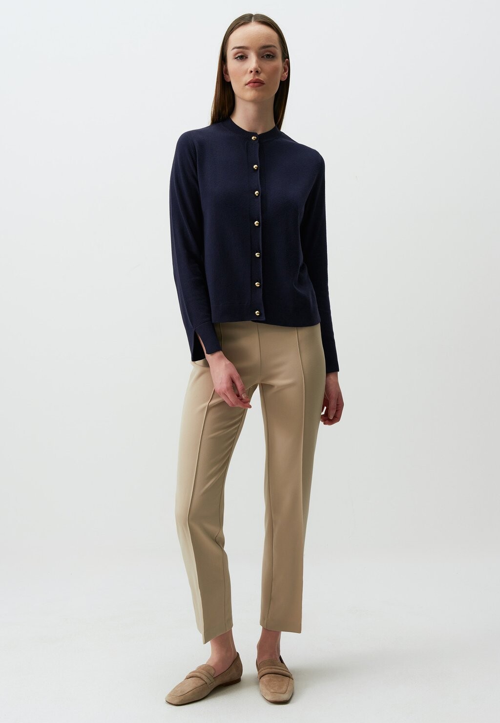 Кардиган ROUND NECK LONG SLEEVE Jimmy Key, темно-синий
Кардиган ROUND NECK LONG SLEEVE Jimmy Key, темно-синий