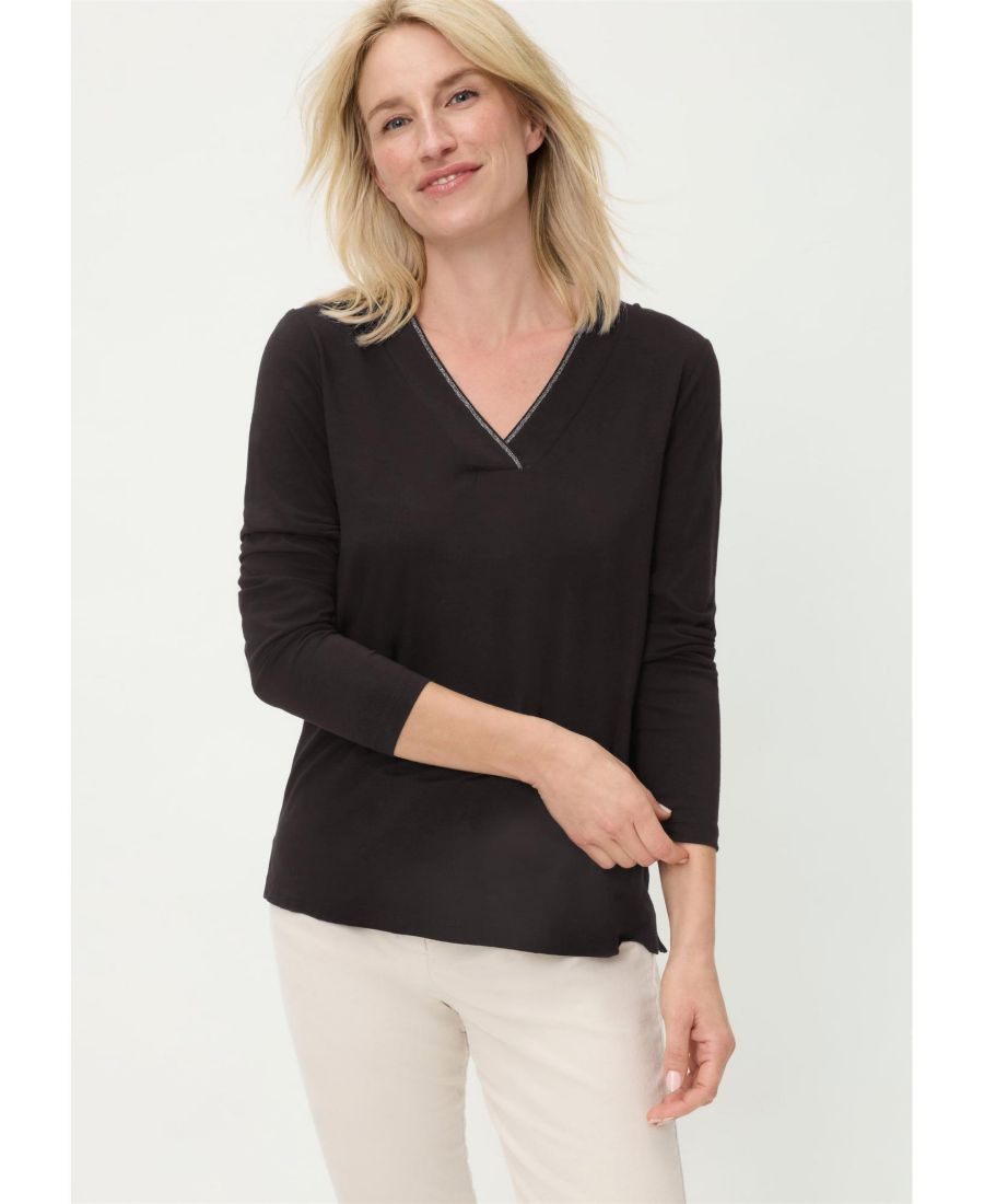 Женская футболка с V-образным вырезом и блестящей отделкой Olsen, Black, Черный, Женская футболка с V-образным вырезом и блестящей отделкой Olsen, Black
Женская футболка с V-образным вырезом и блестящей отделкой Olsen, Black, Черный, Женская футболка с V-образным вырезом и блестящей отделкой Olsen, Black