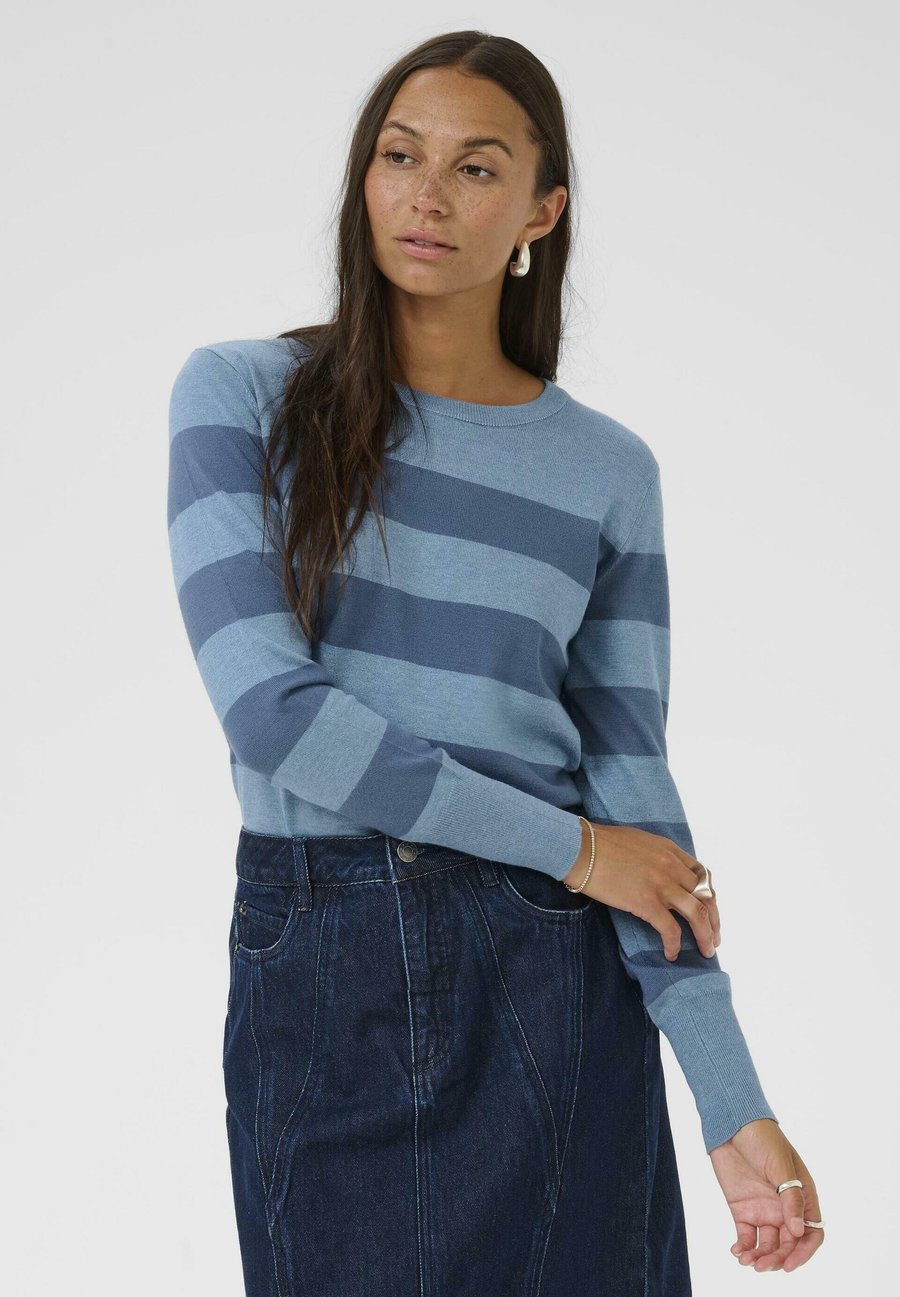 Джемпер Kaffe PULLOVER, Windward M. Bering Wide Stripe/Light Blue
Джемпер Kaffe PULLOVER, Windward M. Bering Wide Stripe/Light Blue