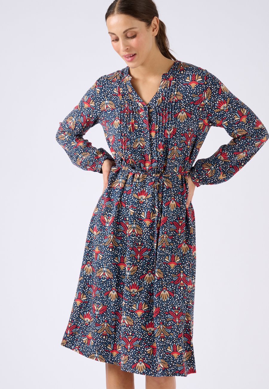 Платье Damart Shirt dress, Navy Green/Blue
Платье Damart Shirt dress, Navy Green/Blue