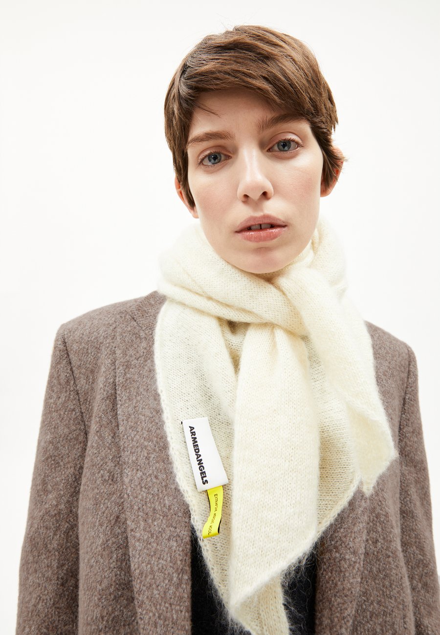 Шарф ARMEDANGELS BRYANAA, Oatmilk/Beige
Шарф ARMEDANGELS BRYANAA, Oatmilk/Beige