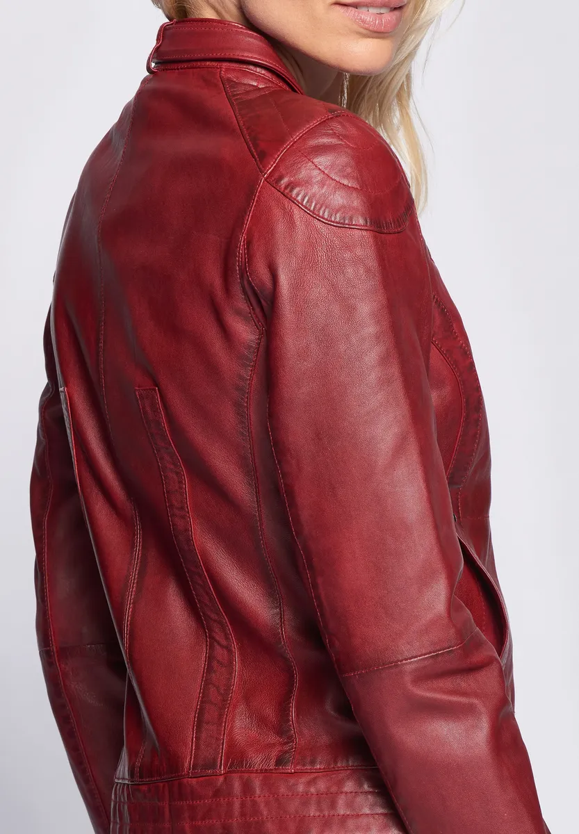 Кожаная куртка Maze "31Ryana", красный
Кожаная куртка Maze "31Ryana", красный