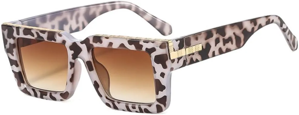 MUTYNE Модные квадратные солнцезащитные очки для женщин и мужчин в стиле панк, роскошные женские очки в стиле стимпанк с защитой от УФ-излучения UV400, Flowerbrown
MUTYNE Модные квадратные солнцезащитные очки для женщин и мужчин в стиле панк, роскошные женские очки в стиле стимпанк с защитой от УФ-излучения UV400, Flowerbrown