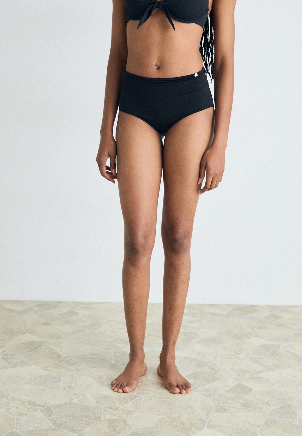 Трусы JETTE BY BRIEF LASCANA, черный
Трусы JETTE BY BRIEF LASCANA, черный