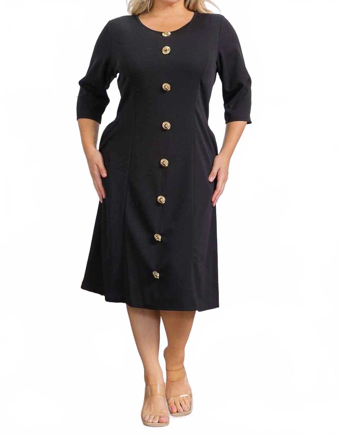 Черное платье с круглым вырезом на пуговицах Karen T Design
Черное платье с круглым вырезом на пуговицах Karen T Design