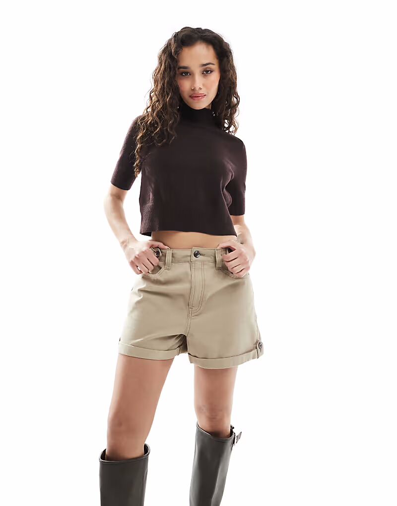 Шорты с выстиранными язычками ASOS DESIGN цвета мокко
Шорты с выстиранными язычками ASOS DESIGN цвета мокко