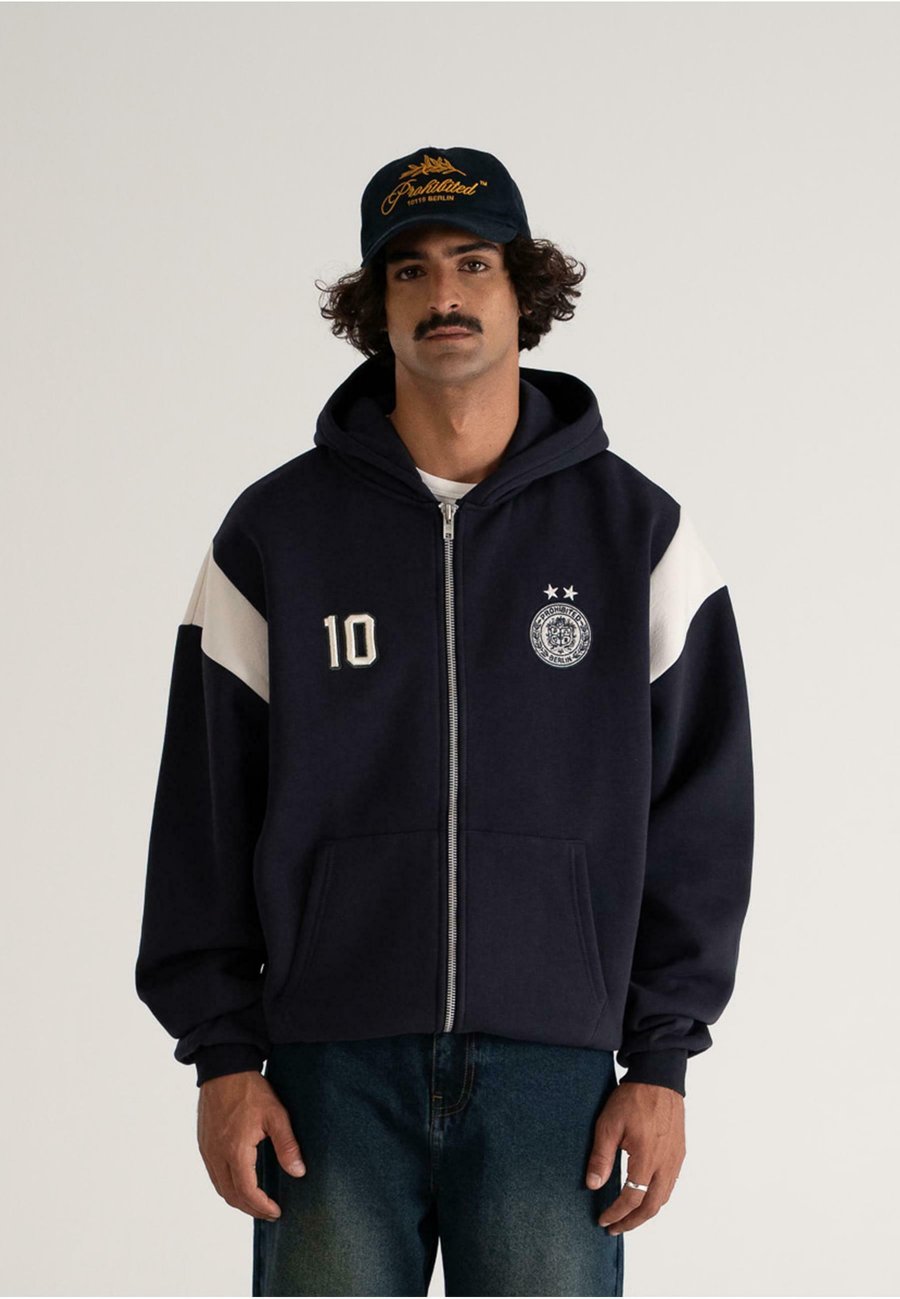 Толстовка PROHIBITED Zip-up sweatshirt, Dark Grey/Grey
Толстовка PROHIBITED Zip-up sweatshirt, Dark Grey/Grey