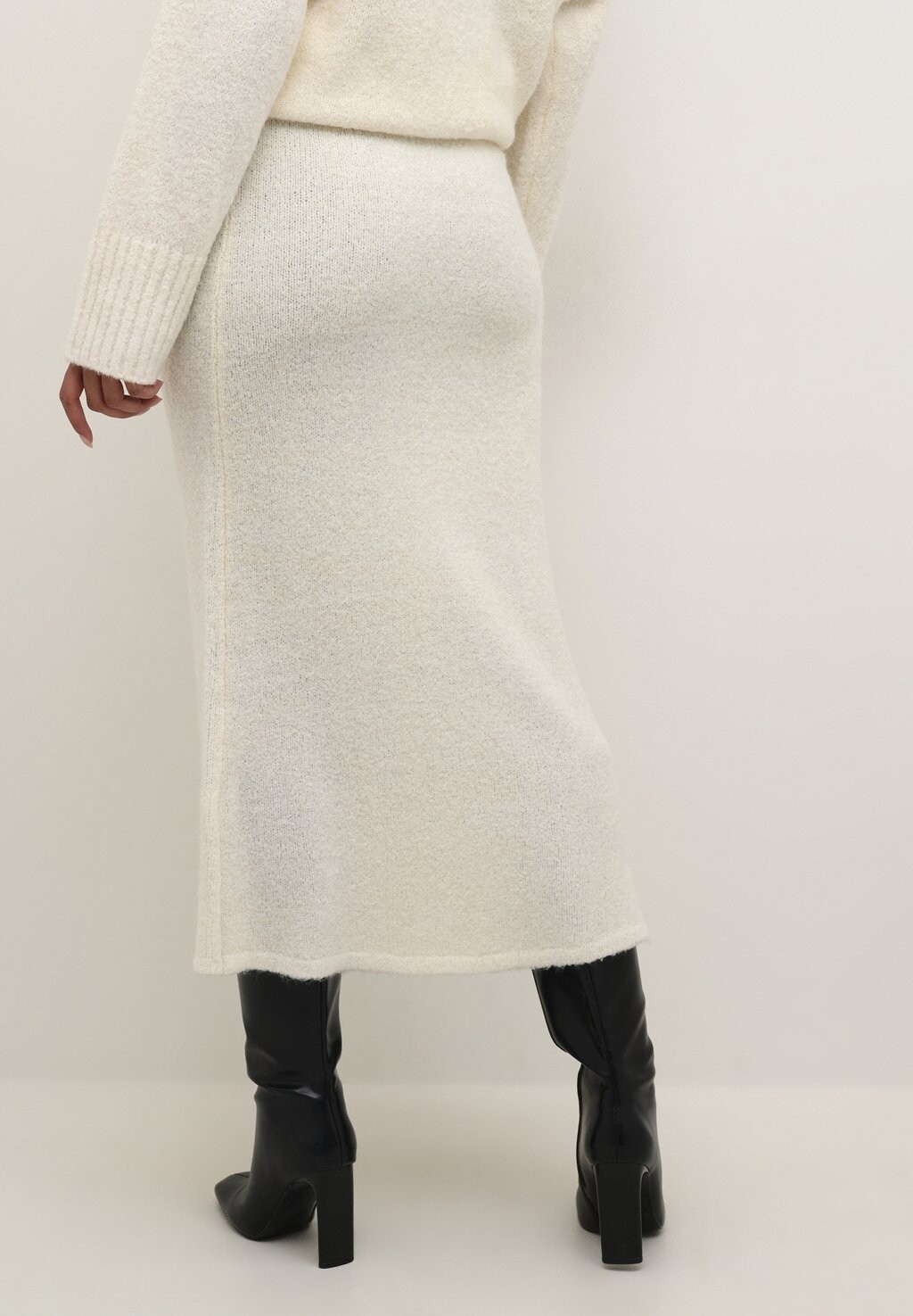 Юбка А-силуэта Kaffe, молочный
Юбка А-силуэта Kaffe, молочный