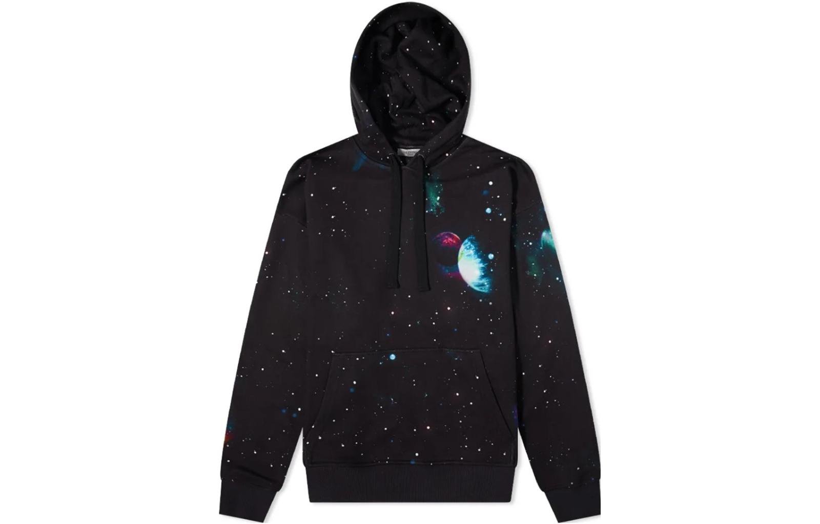 Свитер мужской черный Valentino
Свитер мужской черный Valentino