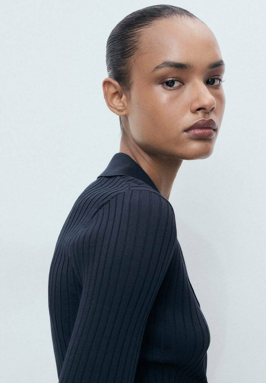 Кардиган Mango Cardigan, Royal Blue
Кардиган Mango Cardigan, Royal Blue