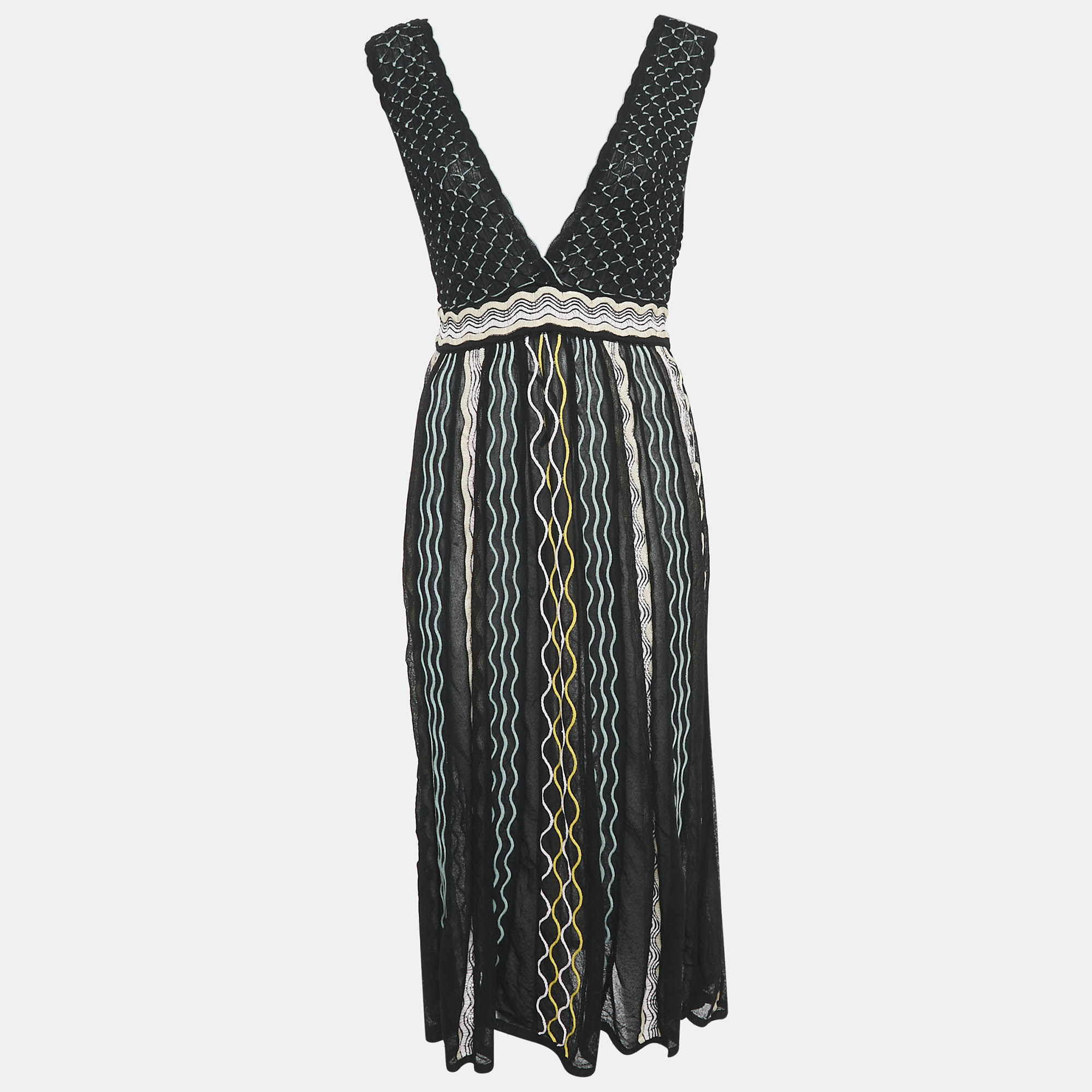 M Missoni Платье миди Missoni с глубоким вырезом, черно-синий узорчатый трикотаж
M Missoni Платье миди Missoni с глубоким вырезом, черно-синий узорчатый трикотаж