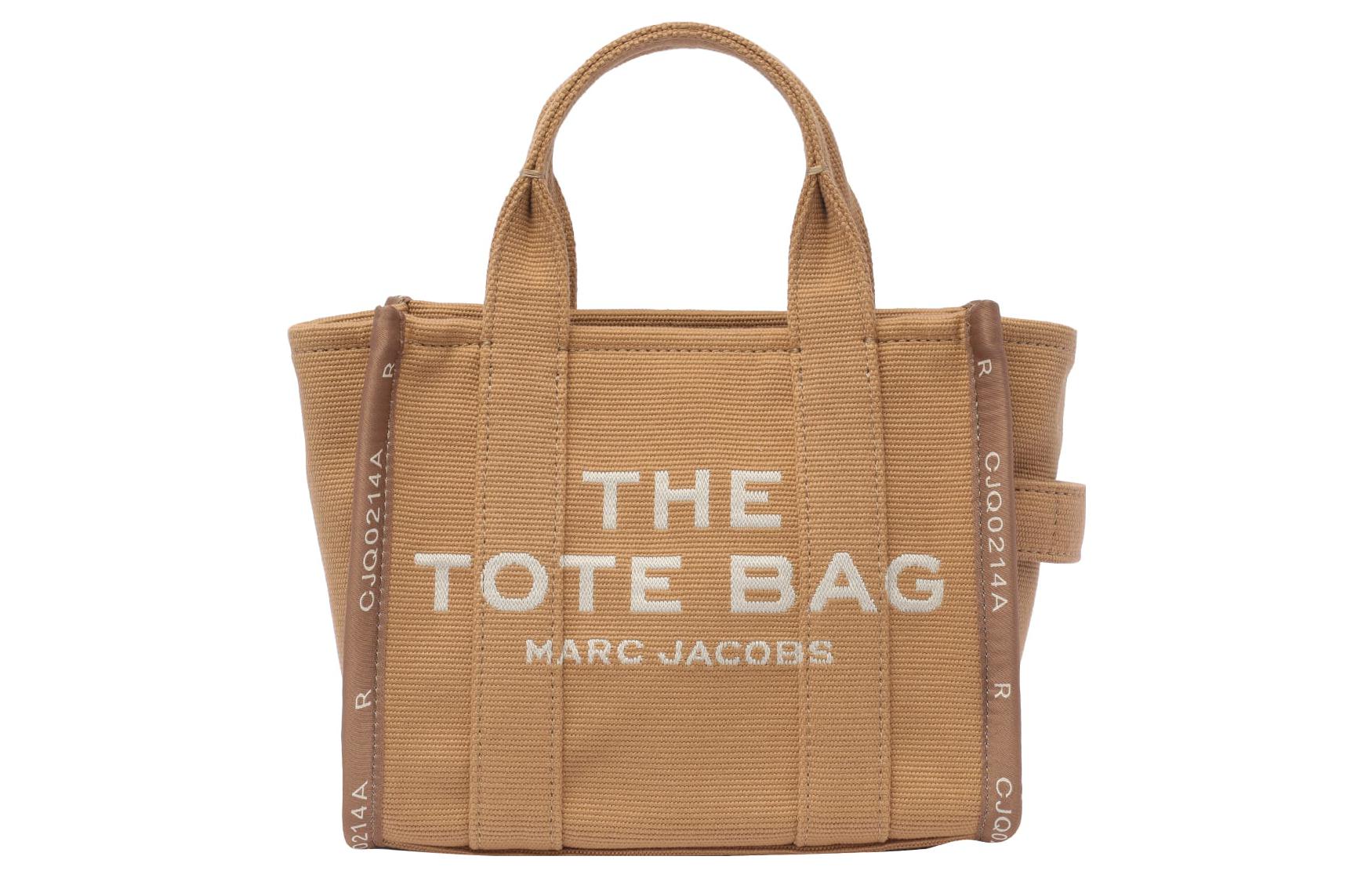 Жаккардовая маленькая сумка-тоут Camel MARC JACOBS
Жаккардовая маленькая сумка-тоут Camel MARC JACOBS